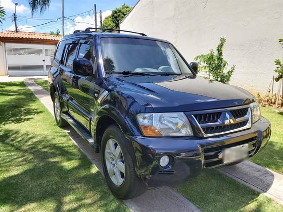 MITSUBISHI PAJERO 3.5 GLS 4X4 V6 24V GASOLINA 4P AUTOMÁTICO