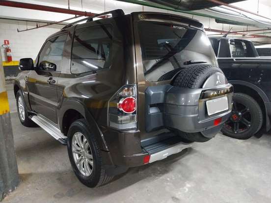 MITSUBISHI-PAJERO FULL-3.8 HPE 4X4 V6 24V GASOLINA 2P AUTOMÁTICO MITSUBISHI-PAJERO FULL-2017