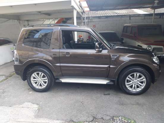 MITSUBISHI-PAJERO FULL-3.8 HPE 4X4 V6 24V GASOLINA 2P AUTOMÁTICO MITSUBISHI-PAJERO FULL-2017