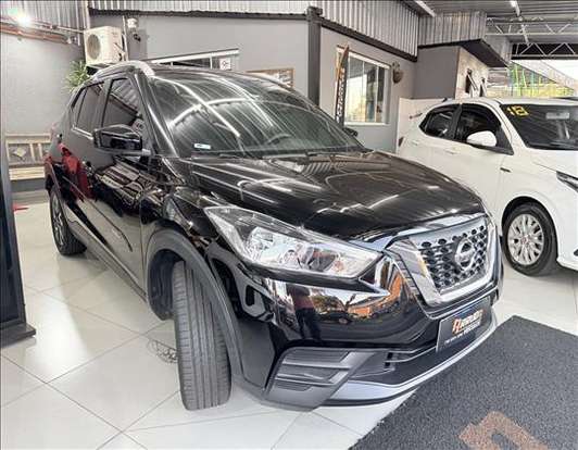 NISSAN-KICKS-2018