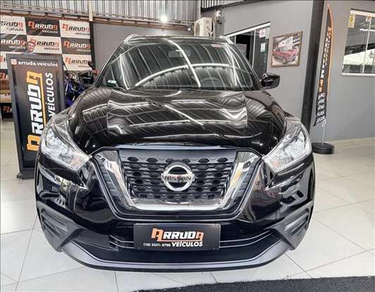 NISSAN-KICKS-2018