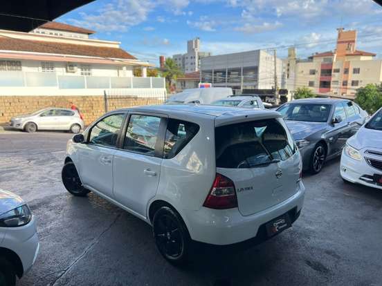 NISSAN-LIVINA-1.6 16V FLEX 4P MANUAL NISSAN-LIVINA-2009