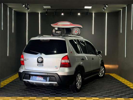 NISSAN-LIVINA-1.8 SL X-GEAR 16V FLEX 4P AUTOMÁTICO NISSAN-LIVINA-2012