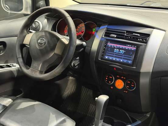 NISSAN-LIVINA-1.8 SL X-GEAR 16V FLEX 4P AUTOMÁTICO NISSAN-LIVINA-2012