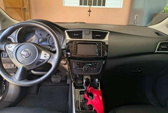 NISSAN-SENTRA-2019