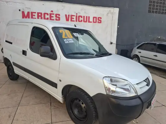 PEUGEOT PARTNER 1.6 FURGÃO 800KG 16V FLEX 3P MANUAL PEUGEOT PARTNER 1.6 FURGÃO 800KG 16V FLEX 3P MANUAL