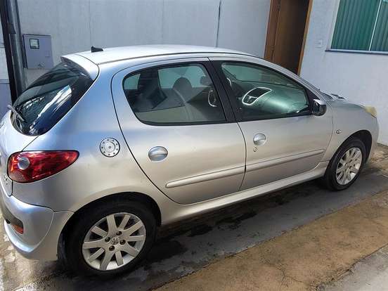 PEUGEOT-207-1.6 XS 16V FLEX 4P MANUAL PEUGEOT-207-2010