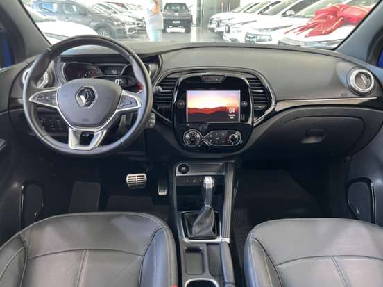 RENAULT-CAPTUR-2021