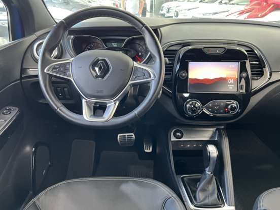 RENAULT-CAPTUR-2021