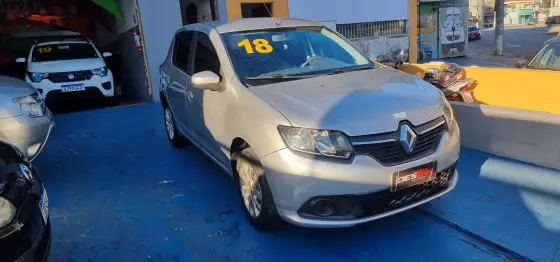 RENAULT SANDERO 1.6 16V SCE FLEX EXPRESSION MANUAL RENAULT SANDERO 1.6 16V SCE FLEX EXPRESSION MANUAL