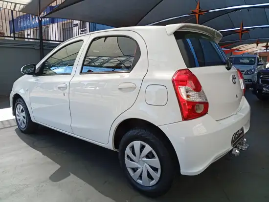 TOYOTA-ETIOS-1.3 X 16V FLEX 4P MANUAL TOYOTA-ETIOS-2018