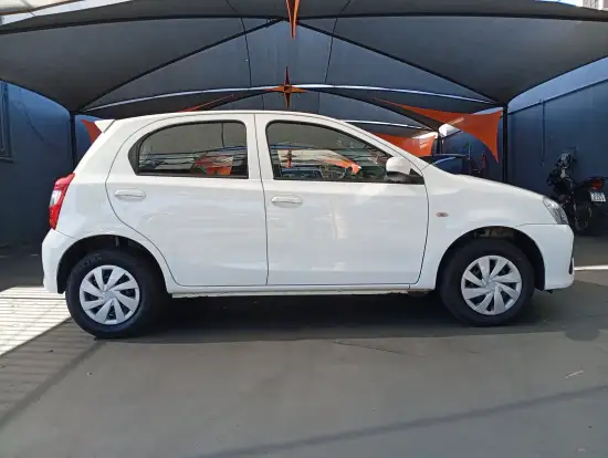 TOYOTA-ETIOS-1.3 X 16V FLEX 4P MANUAL TOYOTA-ETIOS-2018