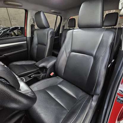 TOYOTA-HILUX-2021
