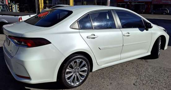 TOYOTA-COROLLA-2019