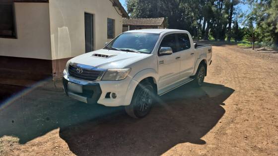 TOYOTA HILUX 3.0 SRV TOP 4X4 CD 16V TURBO INTERCOOLER DIESEL 4P AUTOMÁTICO