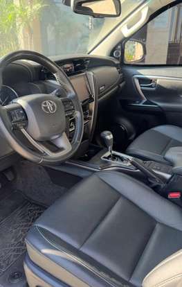 TOYOTA-HILUX SW4-2021