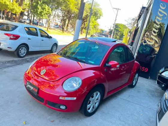 VOLKSWAGEN NEW BEETLE 2.0 MI 8V GASOLINA 2P AUTOMÁTICO VOLKSWAGEN NEW BEETLE 2.0 MI 8V GASOLINA 2P AUTOMÁTICO