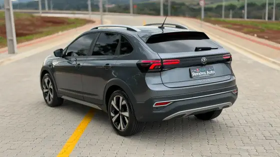 VOLKSWAGEN NIVUS 1.0 200 TSI TOTAL FLEX HIGHLINE AUTOMÁTICO