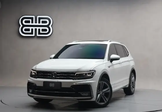 VOLKSWAGEN TIGUAN 2.0 350 TSI GASOLINA ALLSPACE R-LINE 4MOTION DSG VOLKSWAGEN TIGUAN 2.0 350 TSI GASOLINA ALLSPACE R-LINE 4MOTION DSG