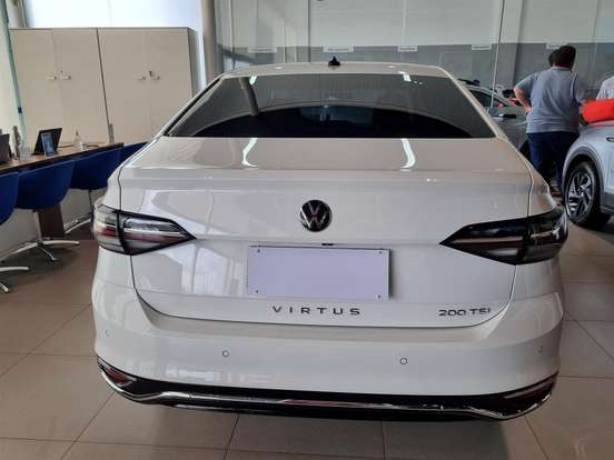 VOLKSWAGEN-VIRTUS-2026