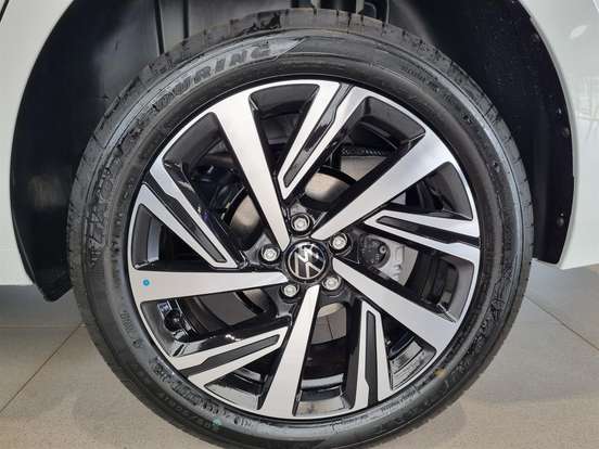 VOLKSWAGEN-VIRTUS-2026