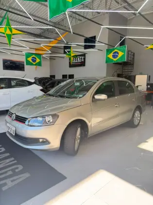VOLKSWAGEN VOYAGE 1.6 MI COMFORTLINE 8V FLEX 4P MANUAL VOLKSWAGEN VOYAGE 1.6 MI COMFORTLINE 8V FLEX 4P MANUAL