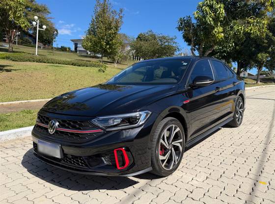VOLKSWAGEN JETTA 2.0 350 TSI GASOLINA GLI DSG