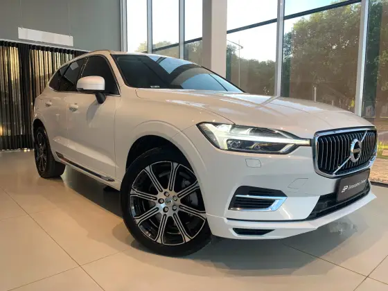 VOLVO XC60 2.0 T8 HYBRID INSCRIPTION AWD GEARTRONIC VOLVO XC60 2.0 T8 HYBRID INSCRIPTION AWD GEARTRONIC