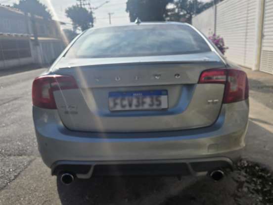 VOLVO-S60-2013