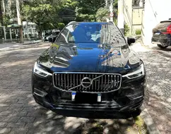 VOLVO XC60 2.0 T8 HYBRID MOMENTUM AWD GEARTRONIC VOLVO XC60 2.0 T8 HYBRID MOMENTUM AWD GEARTRONIC