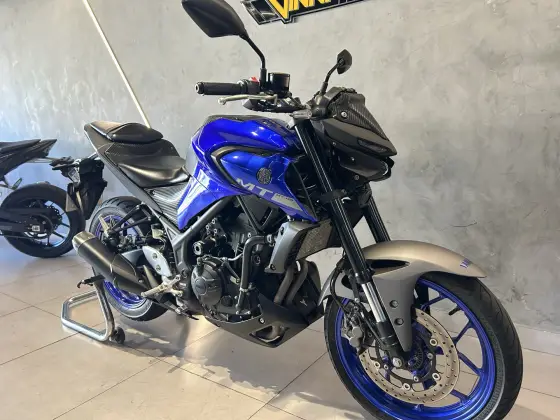 YAMAHA MT-03 ABS YAMAHA MT-03 ABS