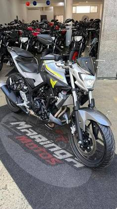 YAMAHA MT-03 