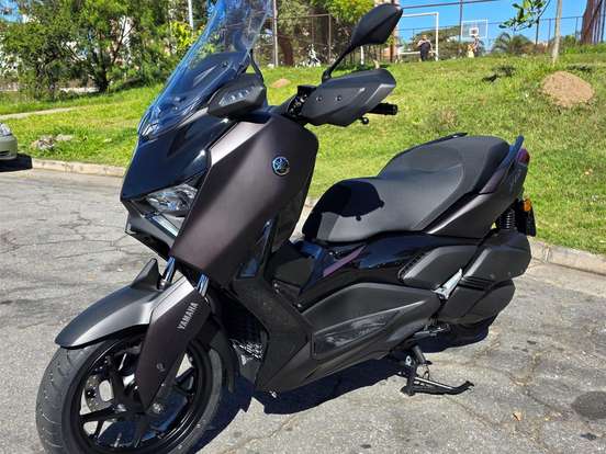 YAMAHA-XMAX 300 CONNECTED ABS YAMAHA-XMAX 300 CONNECTED ABS-2026
