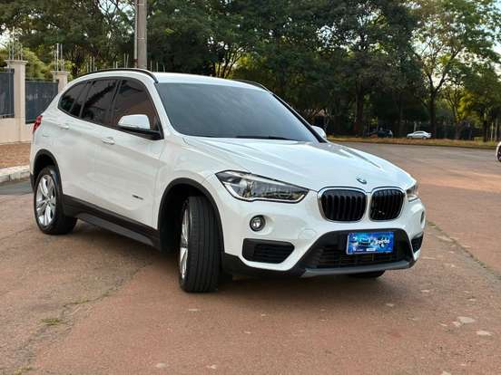 BMW-X1-2.0 16V TURBO ACTIVEFLEX SDRIVE20I 4P AUTOMÁTICO BMW-X1-2017