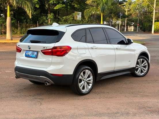 BMW-X1-2.0 16V TURBO ACTIVEFLEX SDRIVE20I 4P AUTOMÁTICO BMW-X1-2017
