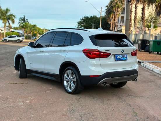 BMW-X1-2.0 16V TURBO ACTIVEFLEX SDRIVE20I 4P AUTOMÁTICO BMW-X1-2017