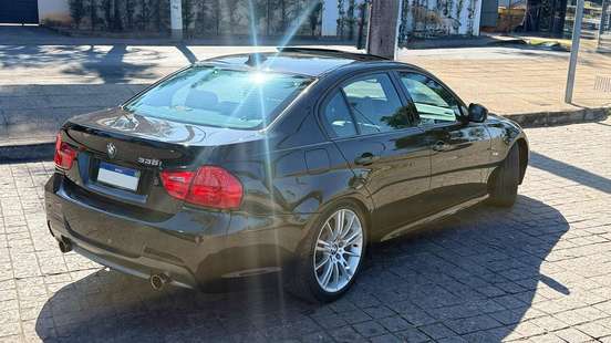 BMW-335i-2010