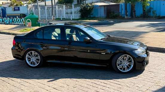 BMW-335i-2010