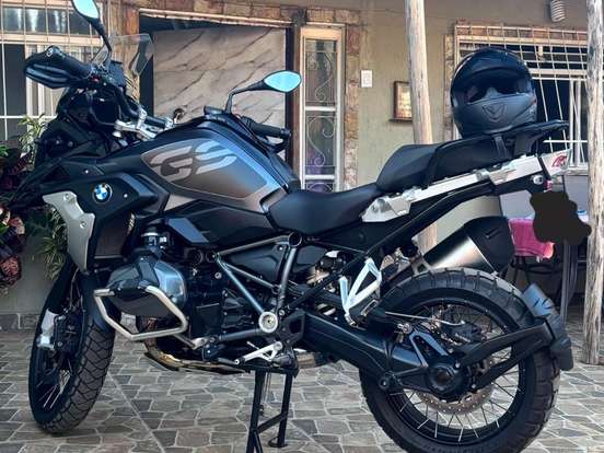 BMW-R 1250 GS ADVENTURE PREMIUM TRIPLE BLACK BMW-R 1250 GS ADVENTURE PREMIUM TRIPLE BLACK-0