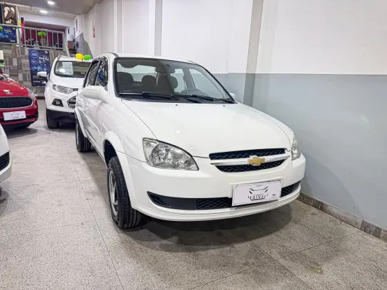 CHEVROLET CLASSIC 1.0 MPFI LS 8V FLEX 4P MANUAL CHEVROLET CLASSIC 1.0 MPFI LS 8V FLEX 4P MANUAL