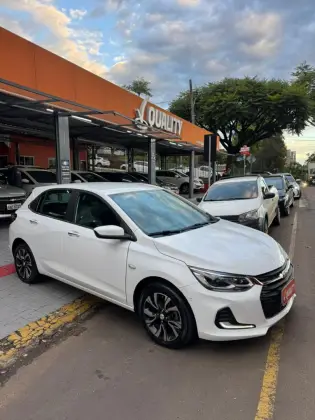 CHEVROLET ONIX 1.0 TURBO FLEX PLUS PREMIER AUTOMÁTICO CHEVROLET ONIX 1.0 TURBO FLEX PLUS PREMIER AUTOMÁTICO