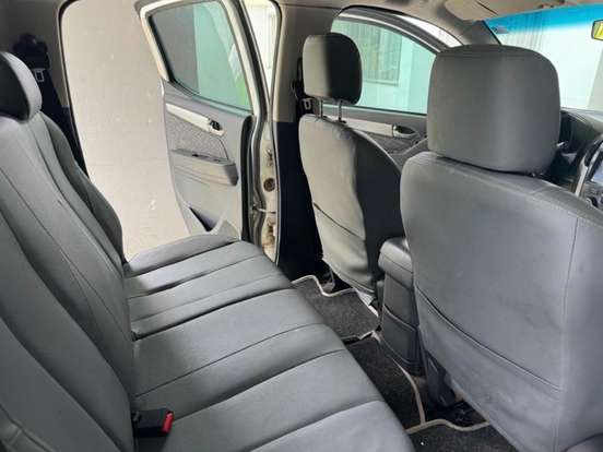 CHEVROLET-S10-2.4 LT 4X2 CD 8V FLEX 4P MANUAL CHEVROLET-S10-2012