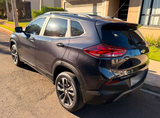 CHEVROLET-TRACKER-2023