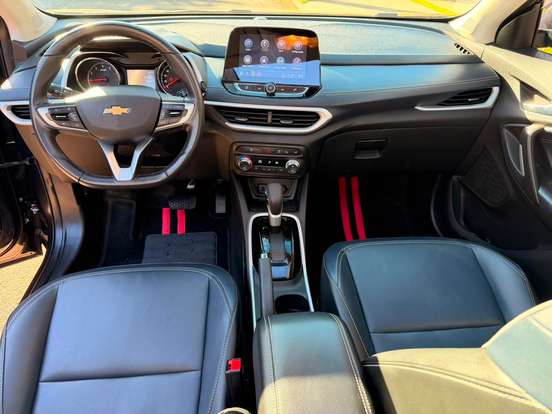 CHEVROLET-TRACKER-2023