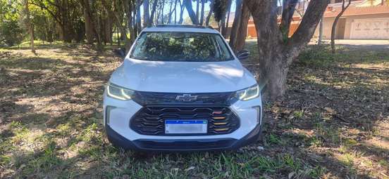 CHEVROLET-TRACKER-2024