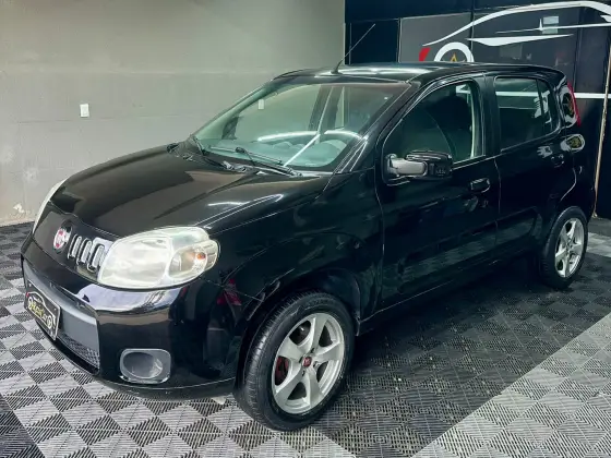 FIAT UNO 1.0 EVO VIVACE 8V FLEX 2P MANUAL FIAT UNO 1.0 EVO VIVACE 8V FLEX 2P MANUAL