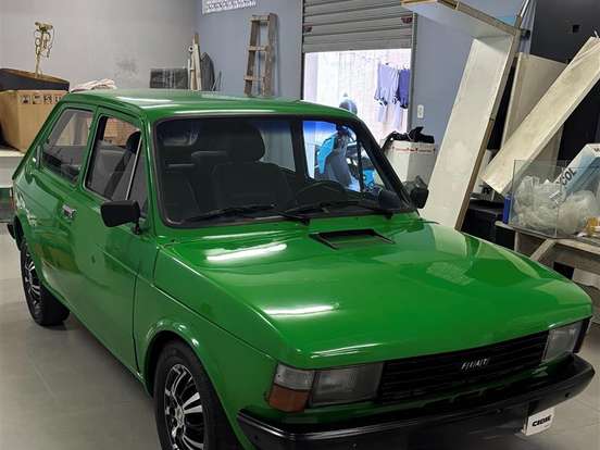 FIAT-147-1.3 GLS 8V GASOLINA 2P MANUAL FIAT-147-1980