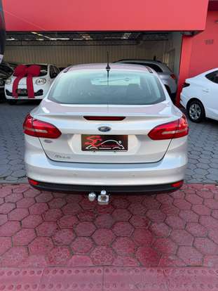 FORD-FOCUS-2018