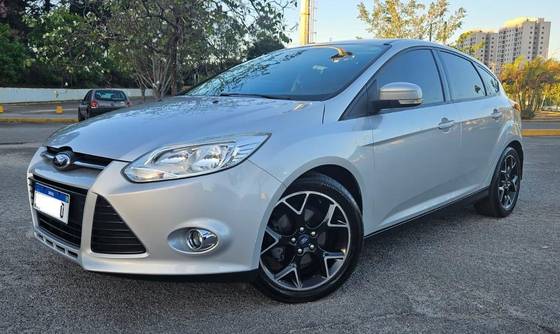 FORD FOCUS 1.6 SE 16V FLEX 4P POWERSHIFT