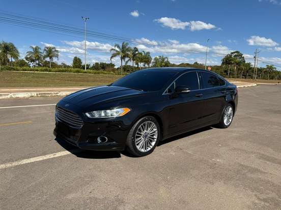 FORD-FUSION-2014